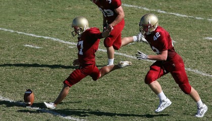 开云体育在线入口-篮球运动装备研发创新步伐不断加快，篮球运动器材